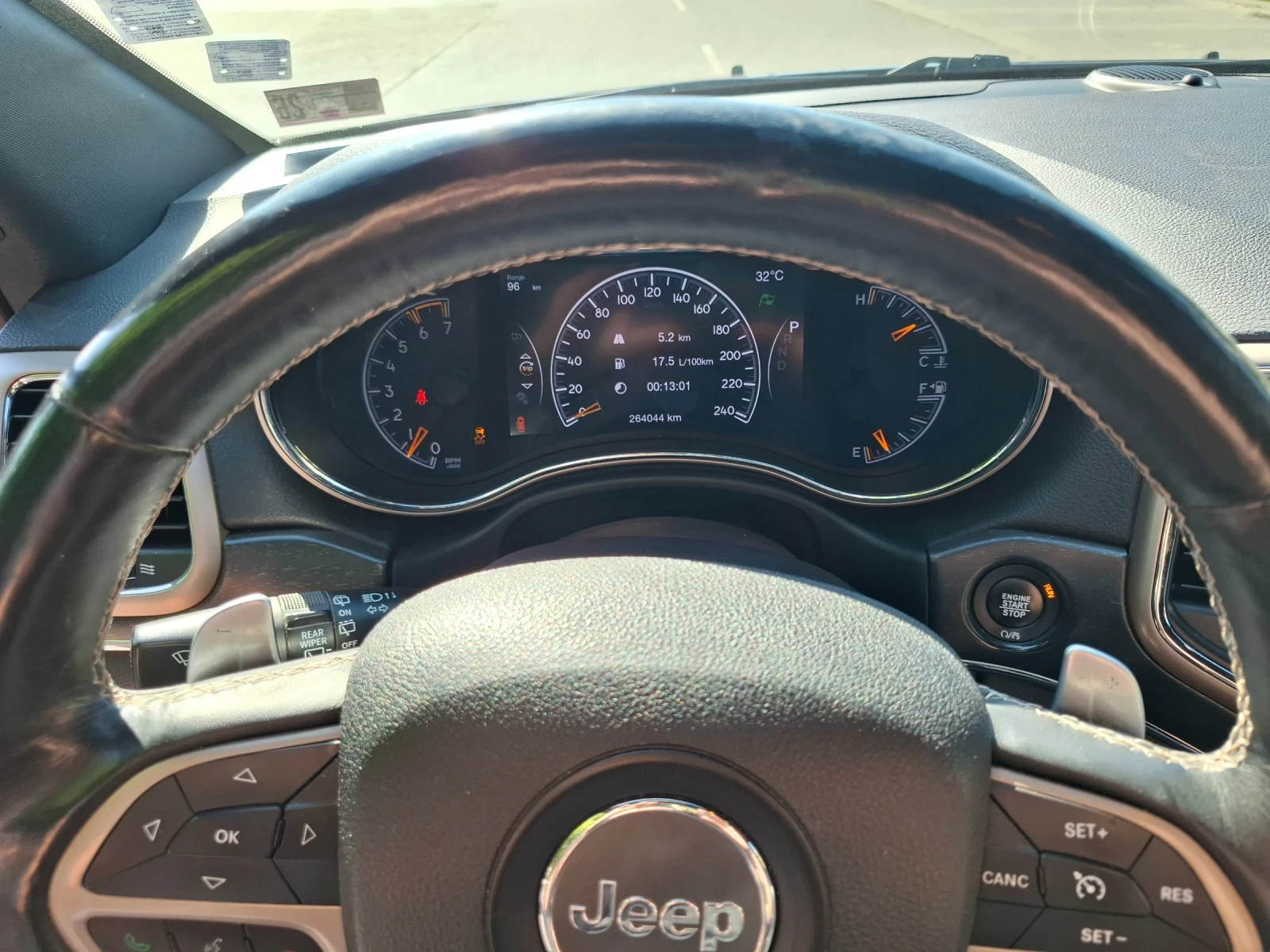 Jeep Grand cherokee 5.7 Hemi Limited , снимка 12 - Автомобили и джипове - 55079583