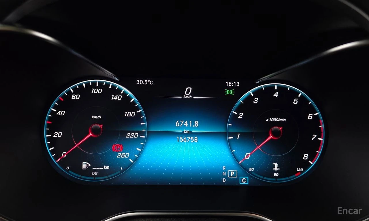 Mercedes-Benz GLC 300 COUPE* AMG* LINE* ХЕДЪП* LANE* ASSIST* 360КАМЕРА* , снимка 11 - Автомобили и джипове - 55261970