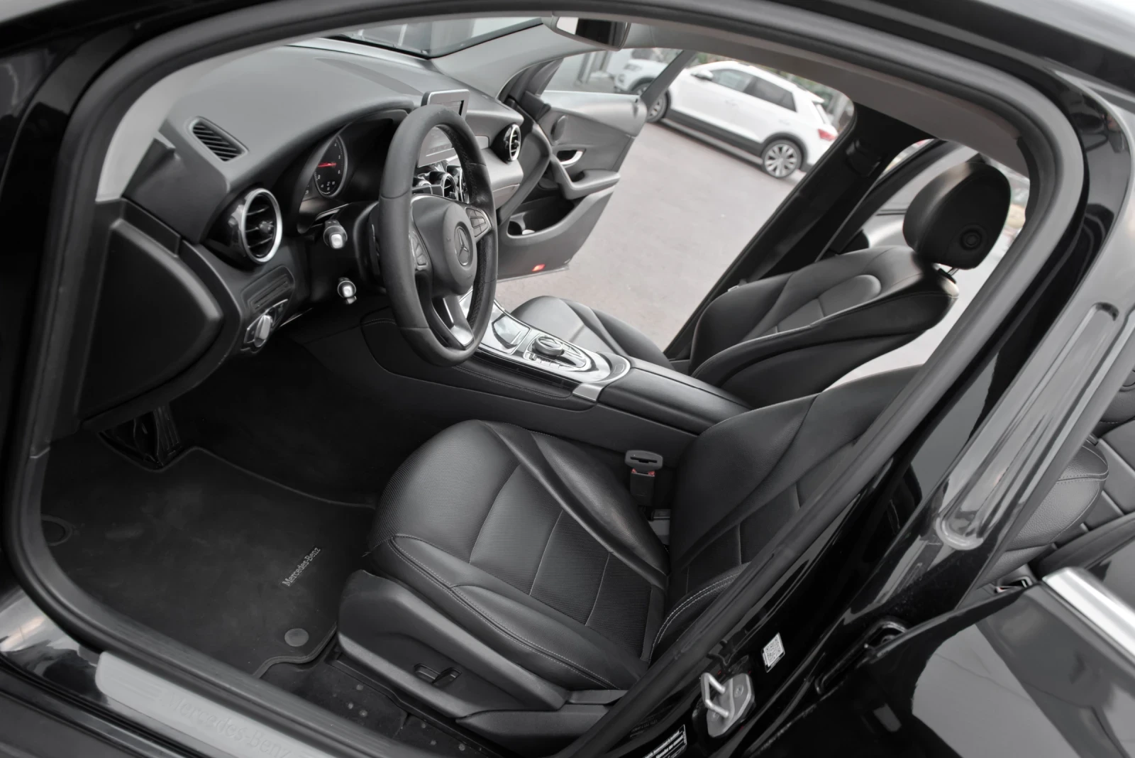 Mercedes-Benz GLC 250 D 4Matic* Coupe* 9G* Регистрирана* , снимка 9 - Автомобили и джипове - 55594498