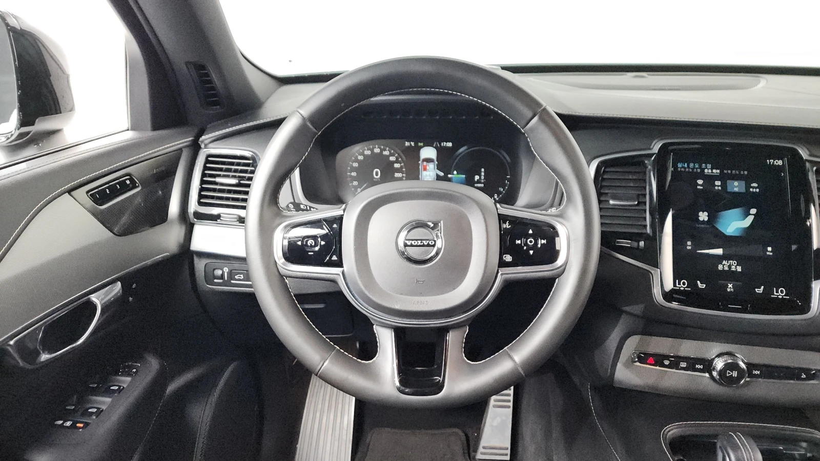 Volvo Xc90 T8 R-Design Plug-in Hybrid, снимка 13 - Автомобили и джипове - 55742502