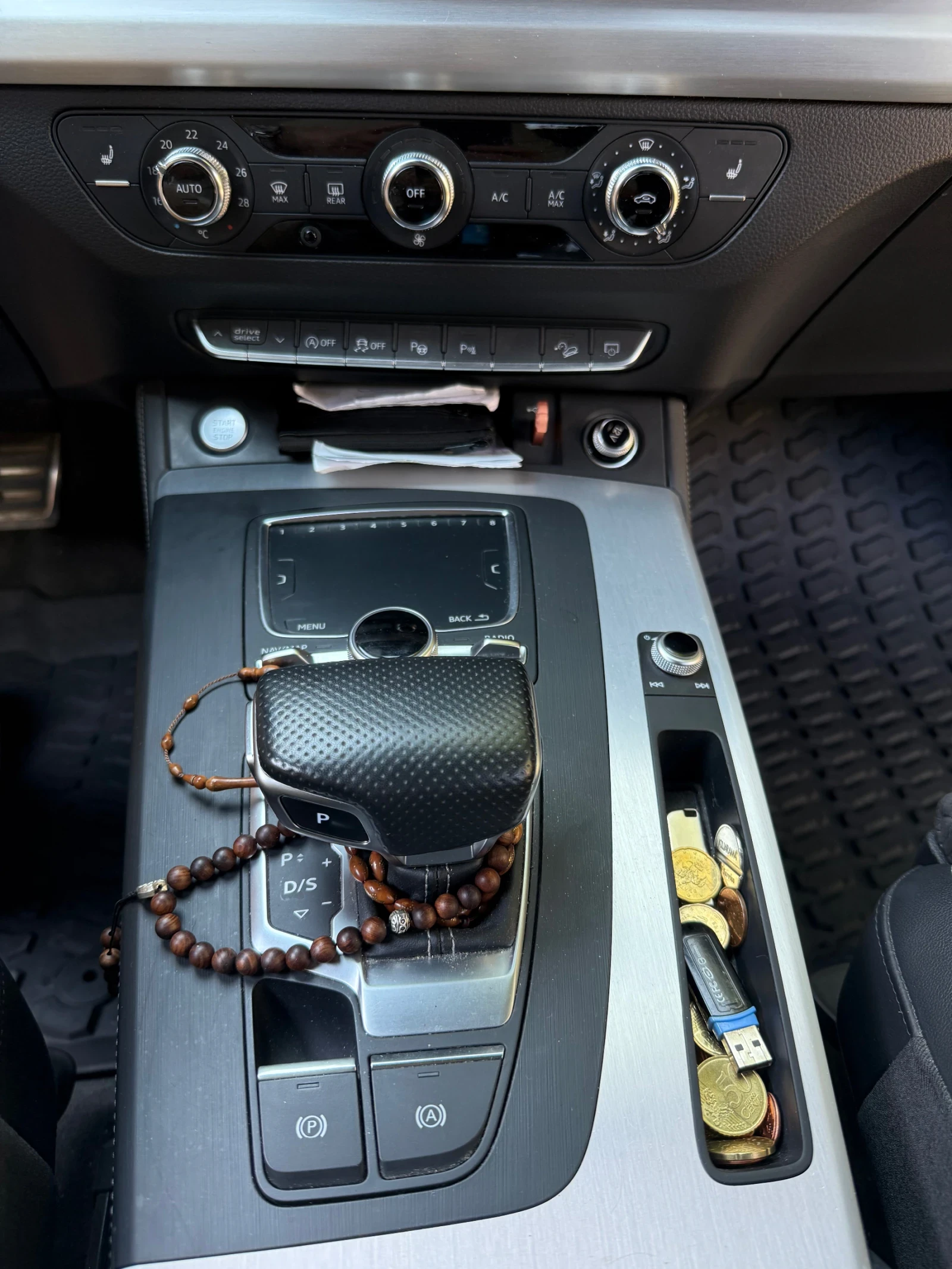 Audi Q5, снимка 13 - Автомобили и джипове - 55754237