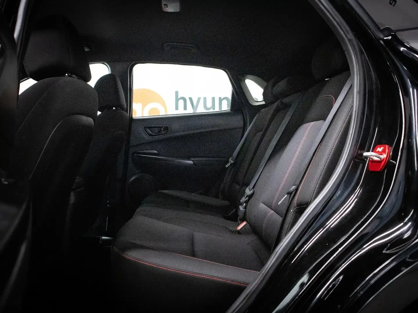 Hyundai Kona N LINE AWD ЦЕНА ДО БЪЛГАРИЯ АВТОКРЕДИТ, снимка 17 - Автомобили и джипове - 55940654