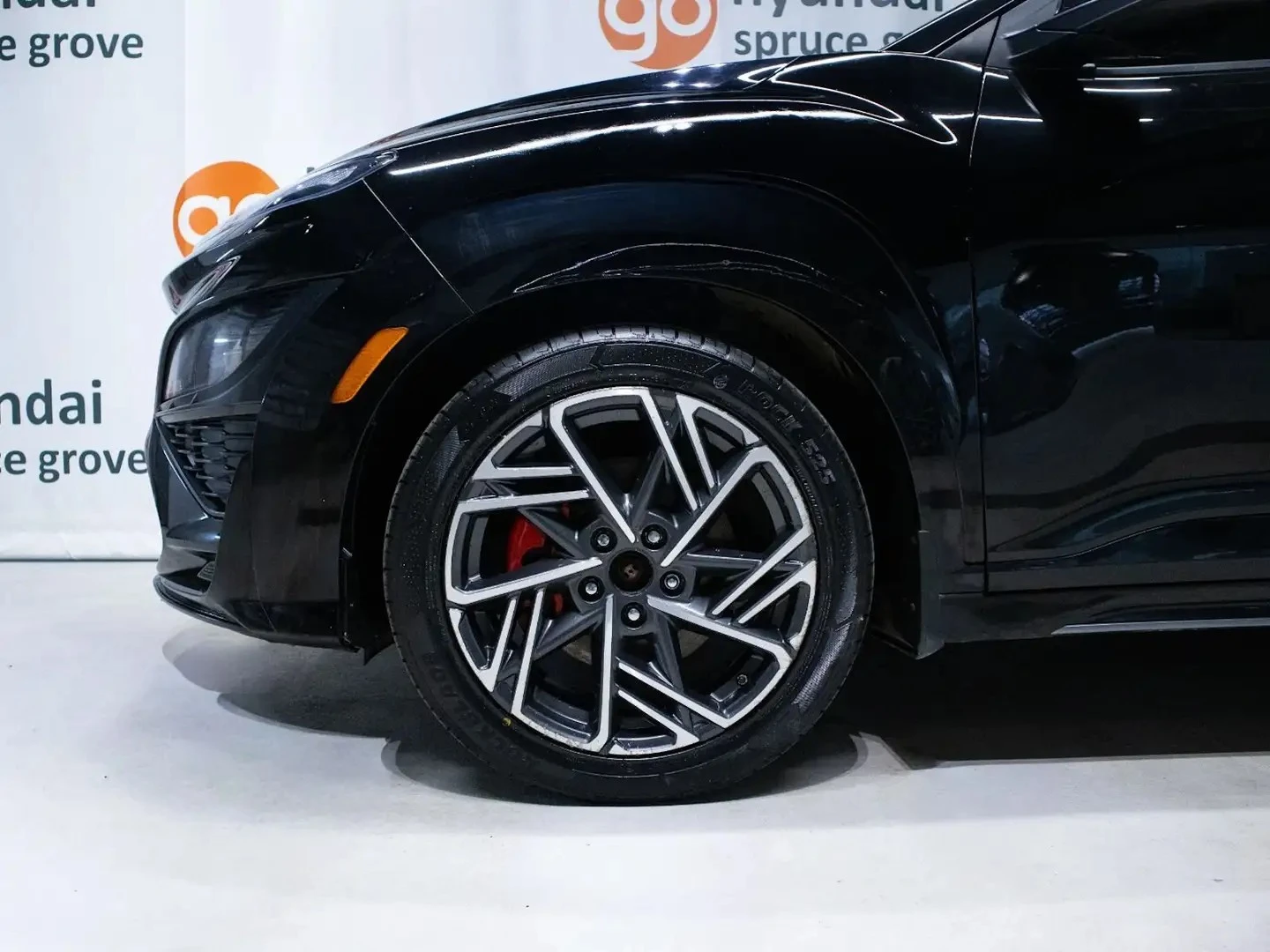 Hyundai Kona N LINE AWD ЦЕНА ДО БЪЛГАРИЯ АВТОКРЕДИТ, снимка 4 - Автомобили и джипове - 55940654