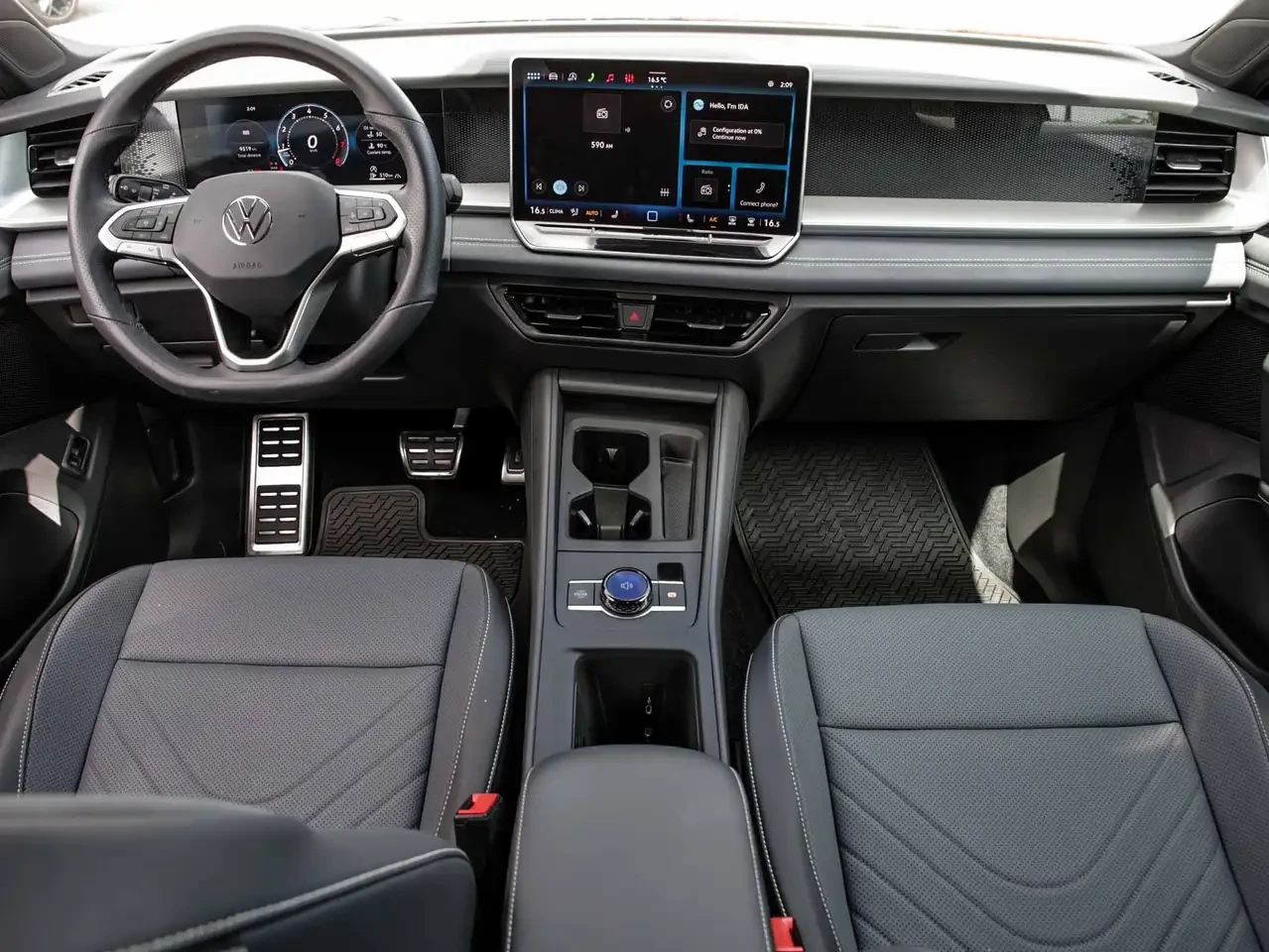 VW Tiguan Comfortline R-Line Black Edition All Wheel Drive | Mobile.bg � ����������� 15