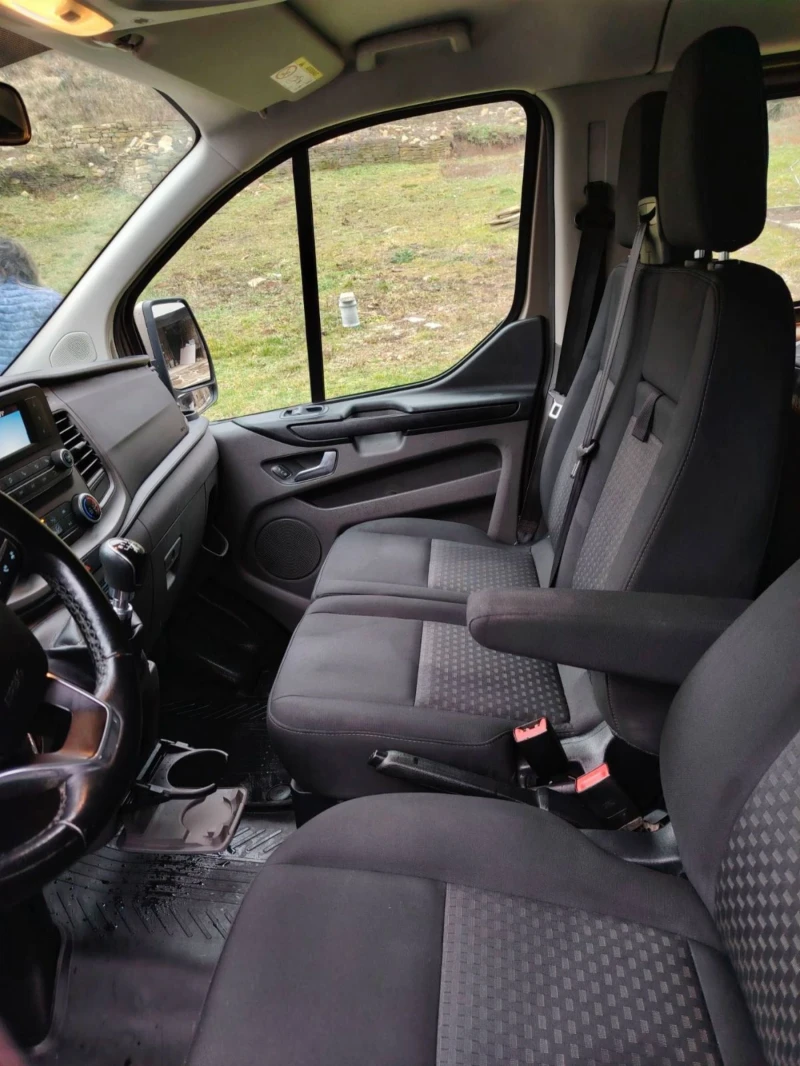 Ford Transit Custom, снимка 8 - Бусове и автобуси - 52898819