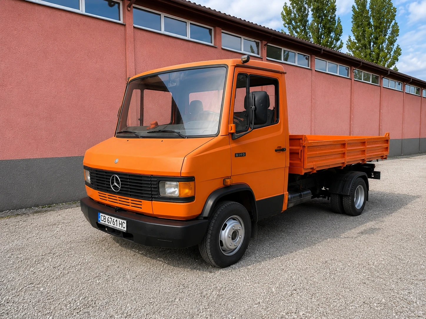 Mercedes-Benz 809