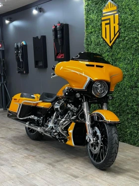 Harley-Davidson CVO Street Glide , снимка 11