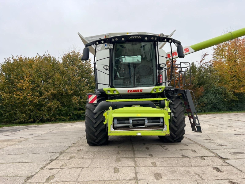 Комбайн Claas LEXION 6900 + CLAAS CONVIO 1080 ЛИЗИНГ, снимка 1 - Селскостопанска техника - 47882629