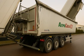 Полуремарке Schmitz SCB S3D, снимка 2