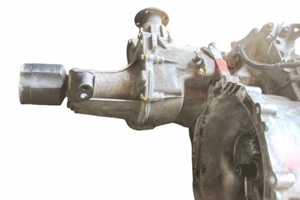       2.0 D 2006 . 44 | Mobile.bg   5