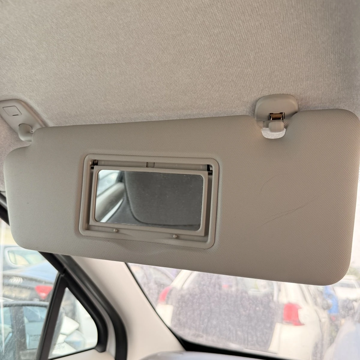 Слънцезащитна козирка лява Audi a3 8p Facelift 19 BLS Ръчна 8P0857551K