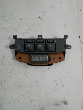 часовник Киа Каренс