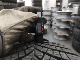 Гуми Всесезонни 245/45R19, снимка 4