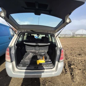 Opel Zafira, снимка 6 - Автомобили и джипове - 53664168