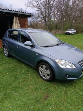 Kia Ceed 1.6 i - 1600 € / 3129.33 лв. - 47583923 3