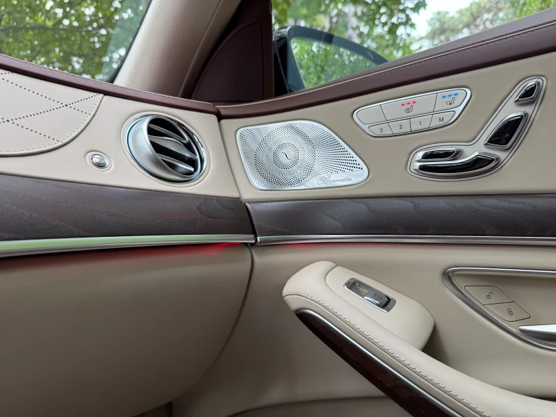 Mercedes-Benz S 560 Купуван нов от Silver Star , Full History, снимка 15 - Автомобили и джипове - 51314100