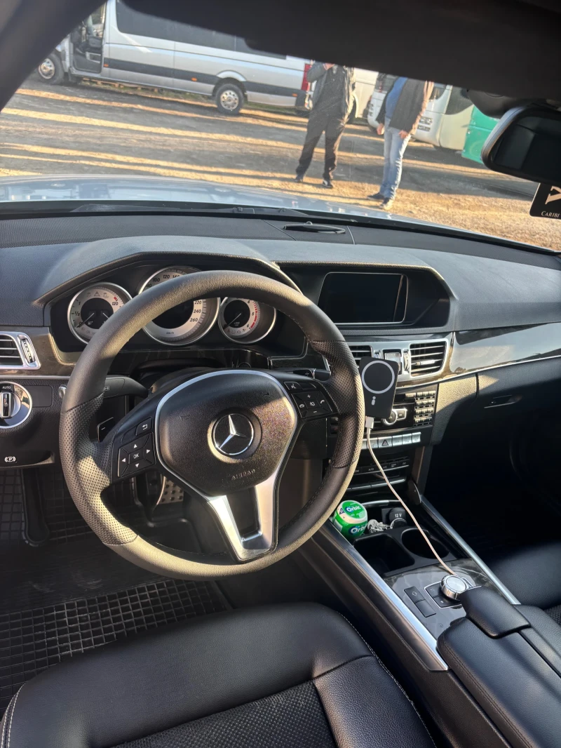 Mercedes-Benz E 250 CDI, снимка 9 - Автомобили и джипове - 52849526
