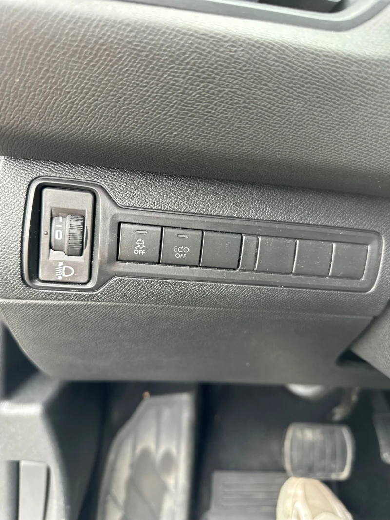 Peugeot 308 PEUGEOT 308SW 1.2i THP (130hp), снимка 16 - Автомобили и джипове - 53090862