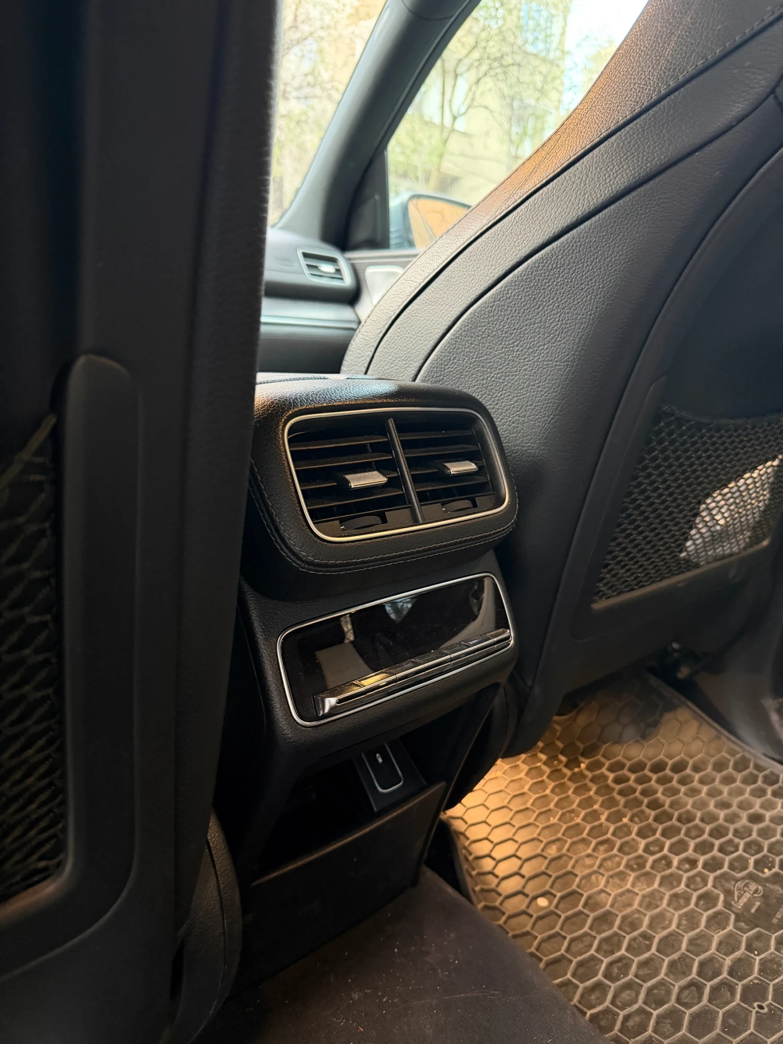 Mercedes-Benz GLE 450 4Matic/AirMatic/EQ Boost/360/AMG/Burmester/ACC | Mobile.bg � ����������� 12