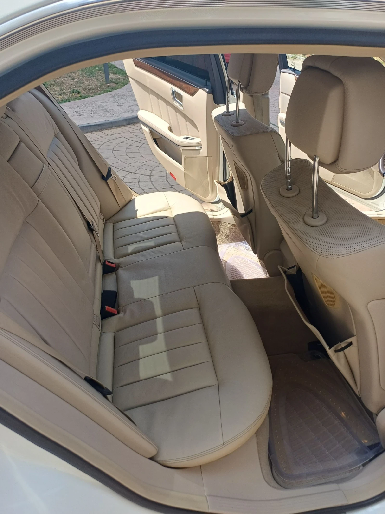 Mercedes-Benz E 500 4matic Бартер | Mobile.bg — изображение 14