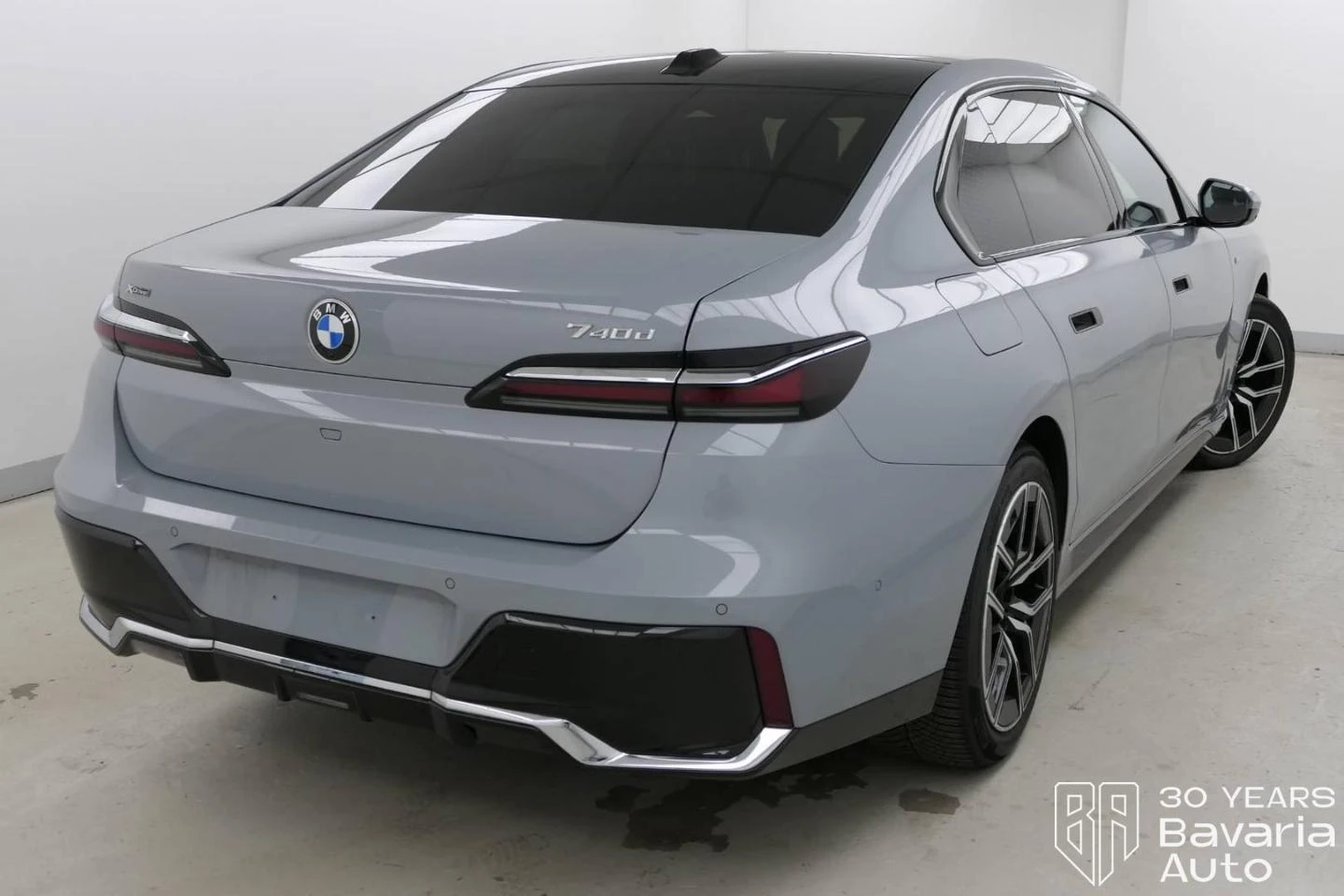 BMW 740 d xDrive Sportautomatic M Sport Paket - изображение 3