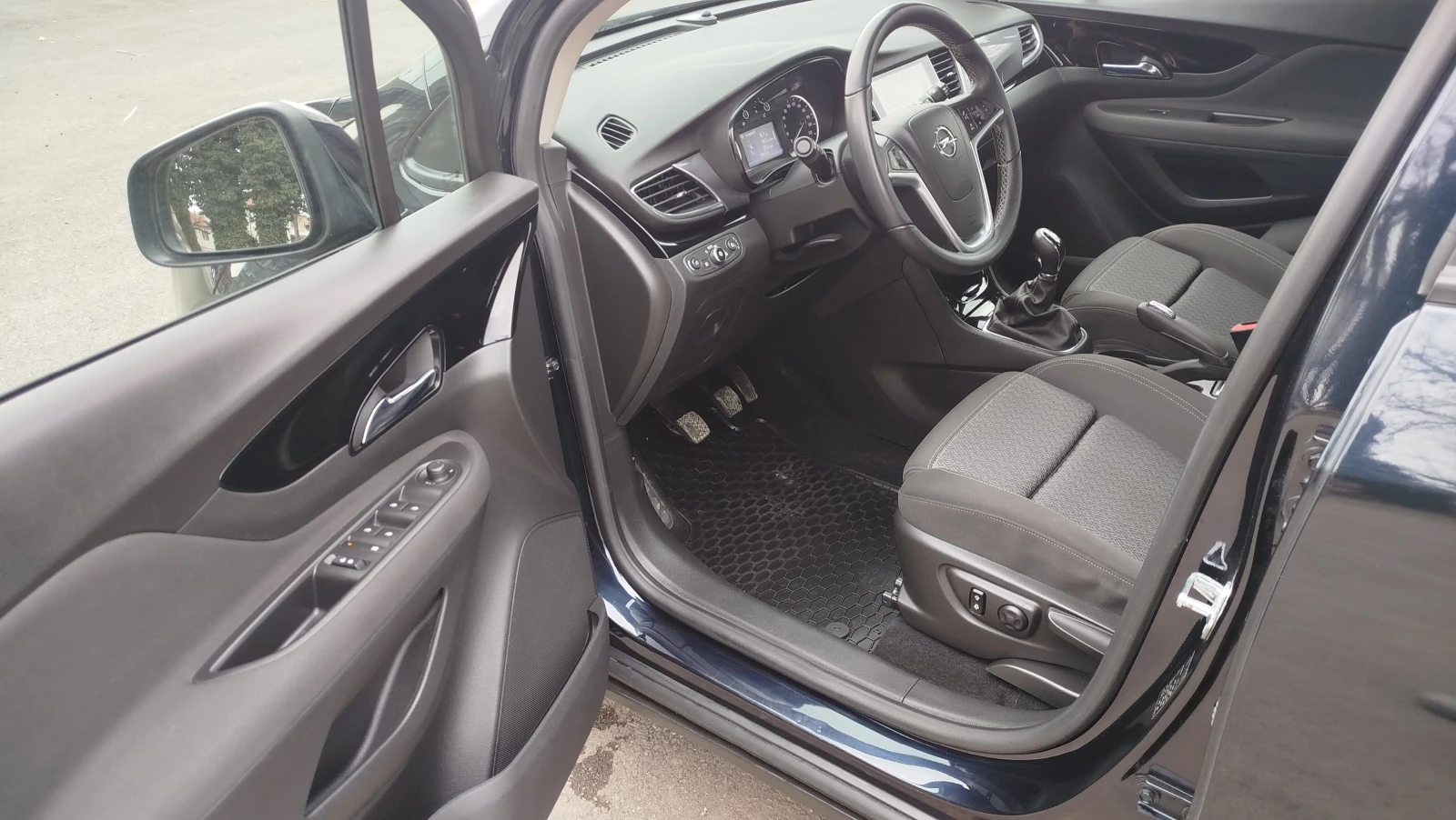 Opel Mokka X 1.4 TURBO * NAVI * CAMERA  , снимка 8 - Автомобили и джипове - 53525748