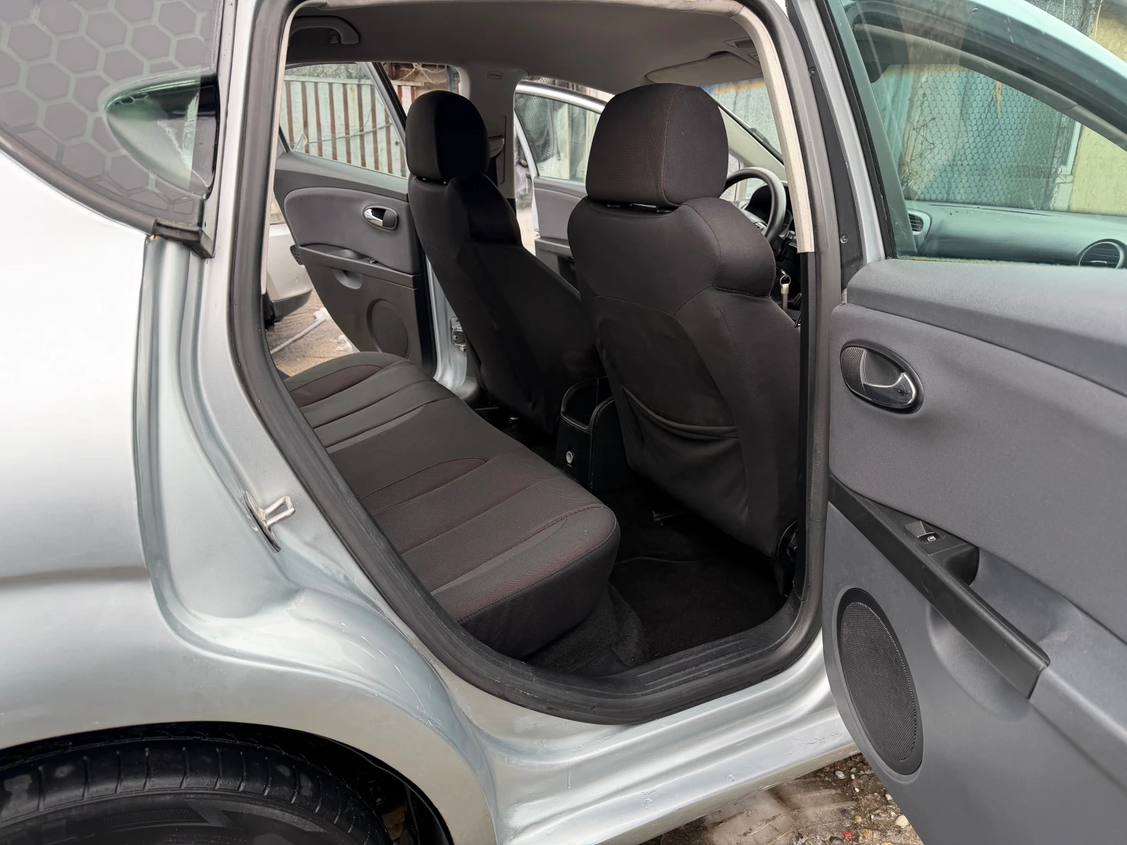 Seat Leon 1.9TDI 105HP SPORT KLIMA NAVI 2008G | Mobile.bg � ����������� 16