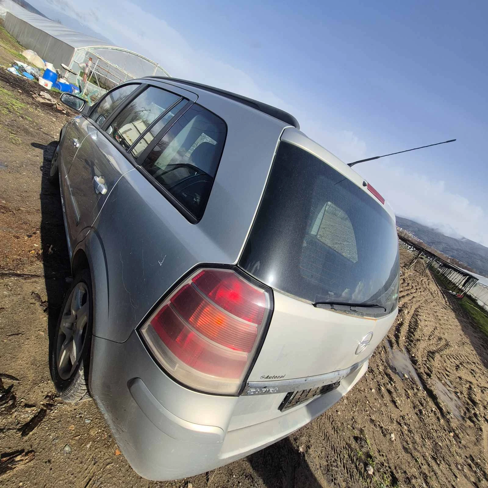 Opel Zafira, снимка 3 - Автомобили и джипове - 54122127