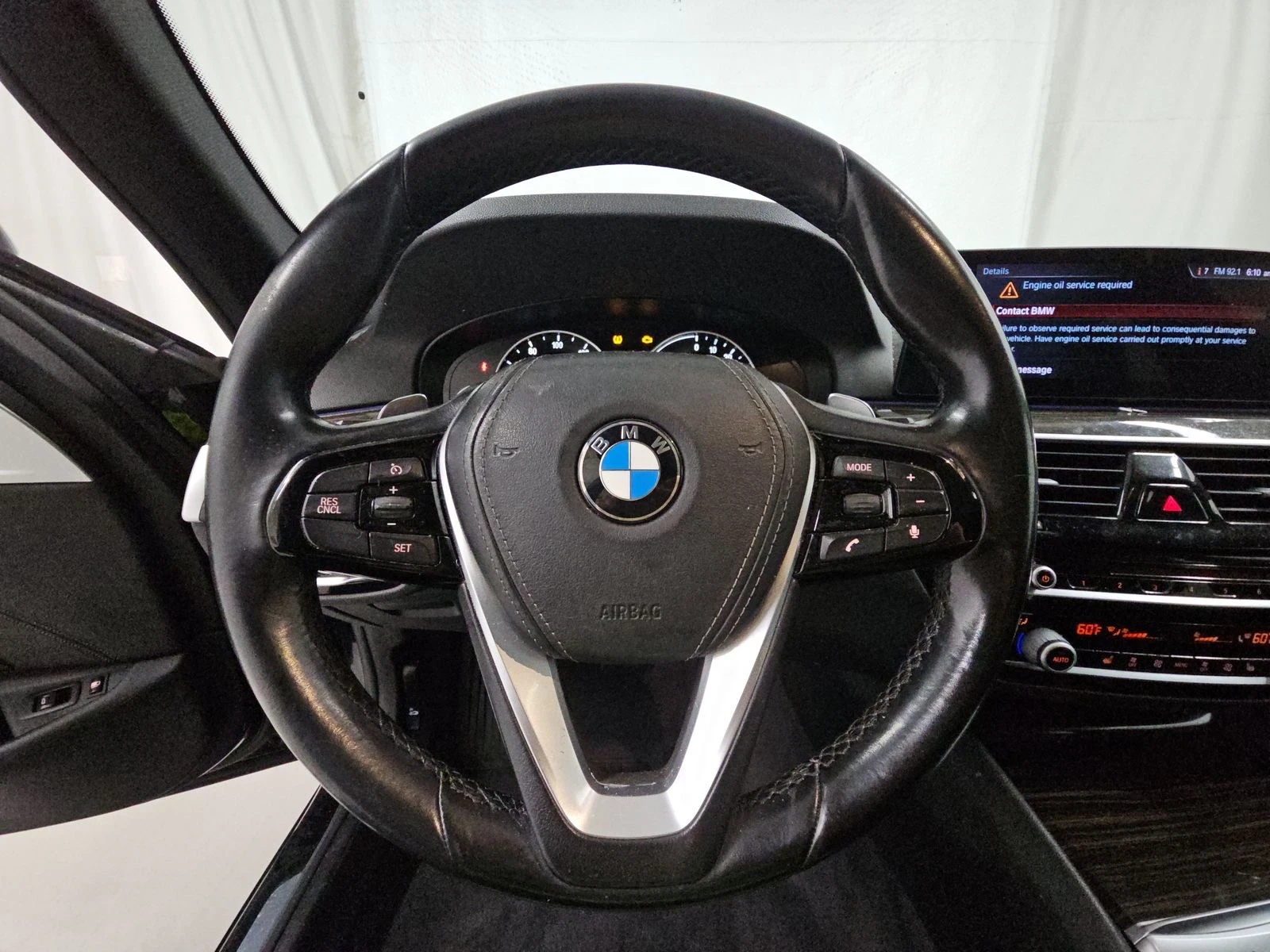 BMW 530E iPerformance, снимка 9 - Автомобили и джипове - 53851293