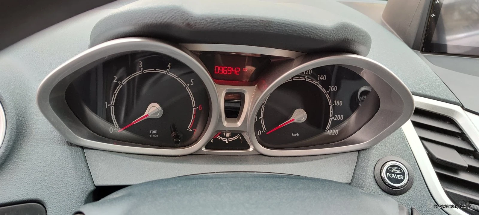 Ford Fiesta Titanium, снимка 6 - Автомобили и джипове - 53925421