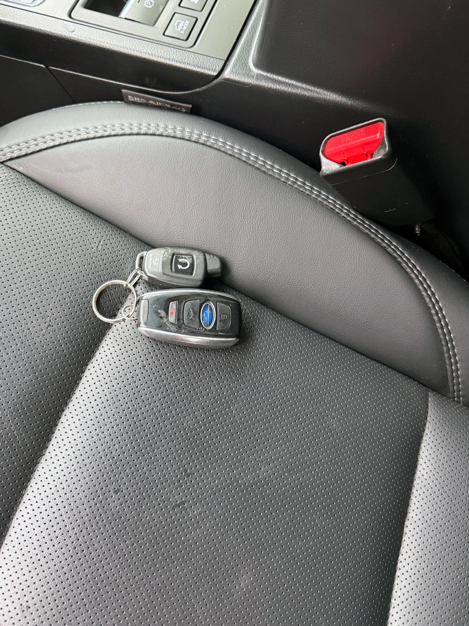 Subaru Outback 3.6R * Facelift * Eyesight * AWD * 48211 км! * , снимка 15 - Автомобили и джипове - 54005261