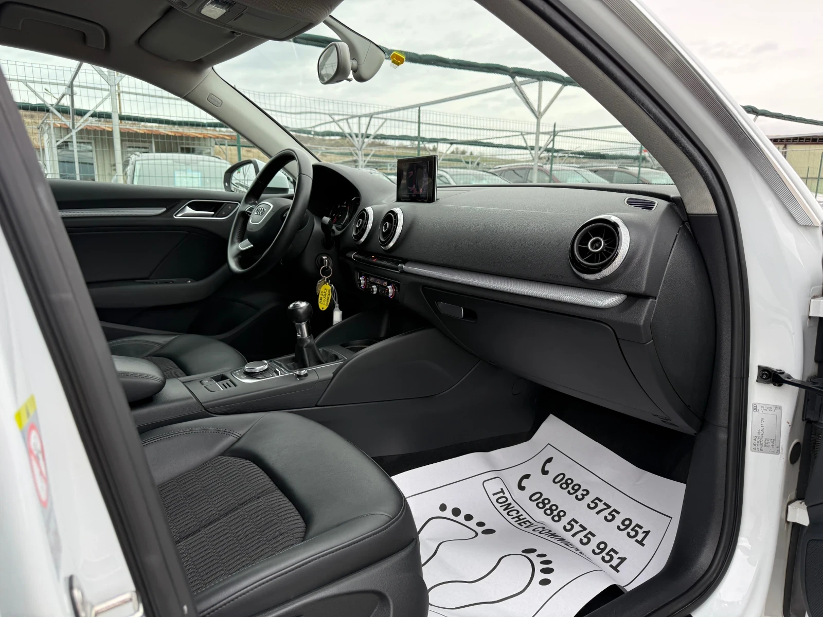 Audi A3 1.6-TDI-LED-XENON-BI XENON-TOP-KOJA-PARKTRONIK, снимка 14 - Автомобили и джипове - 54062366