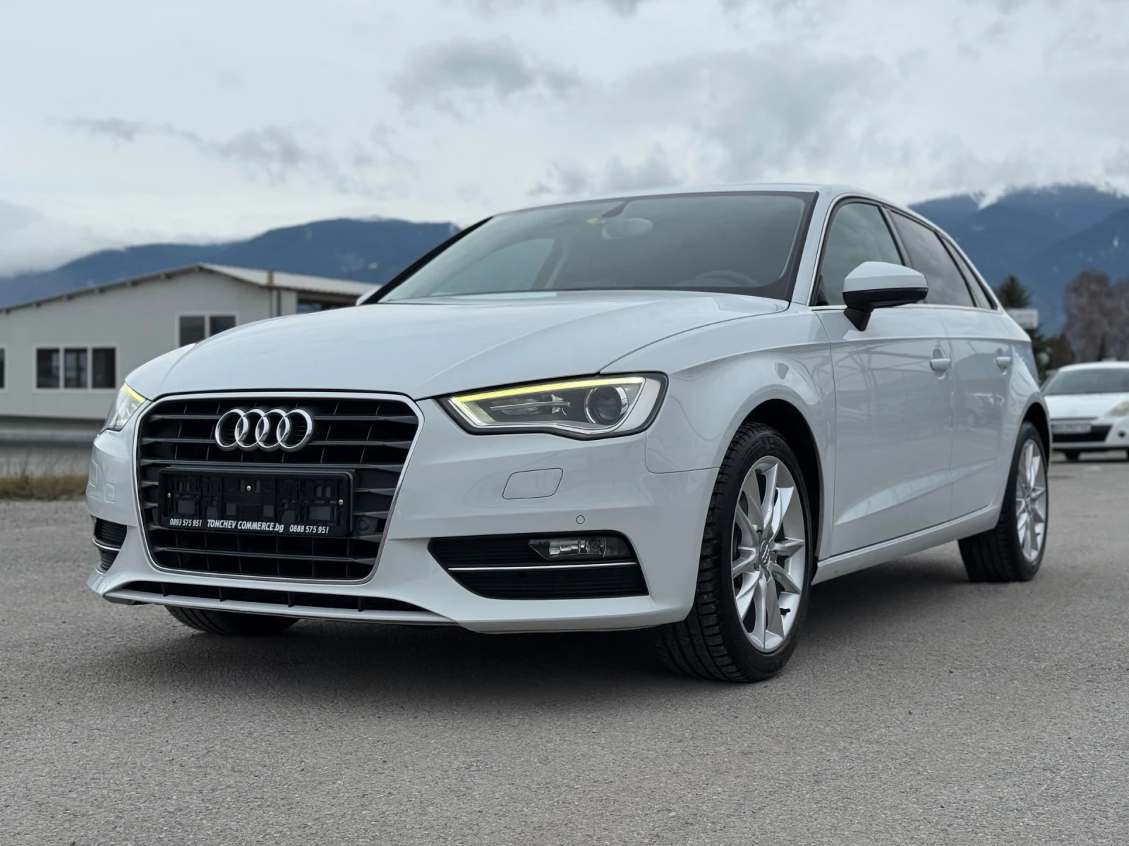 Audi A3 1.6-TDI-LED-XENON-BI XENON-TOP-KOJA-PARKTRONIK, снимка 3 - Автомобили и джипове - 54062366