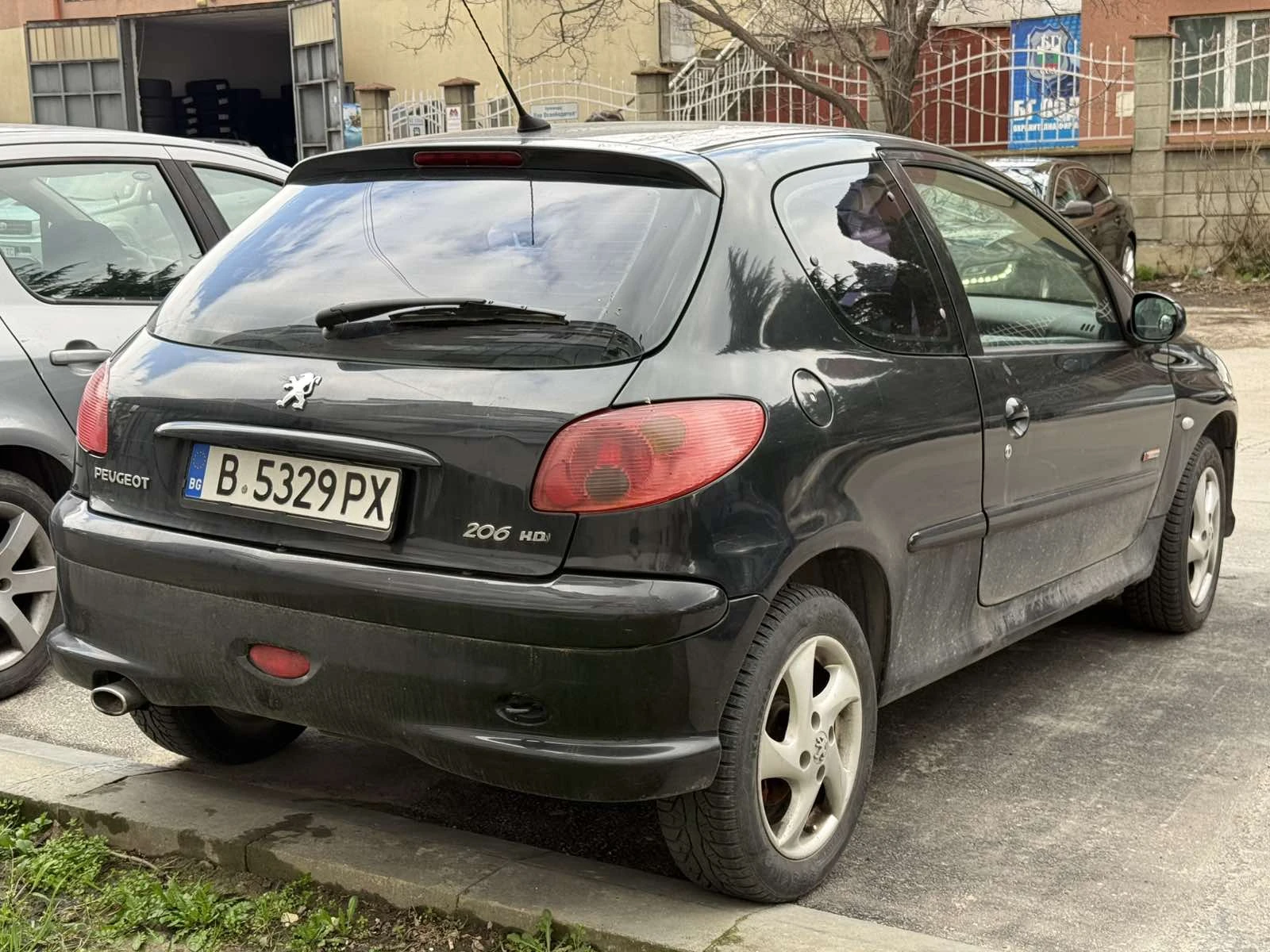 Peugeot 206, снимка 10 - Автомобили и джипове - 54235563