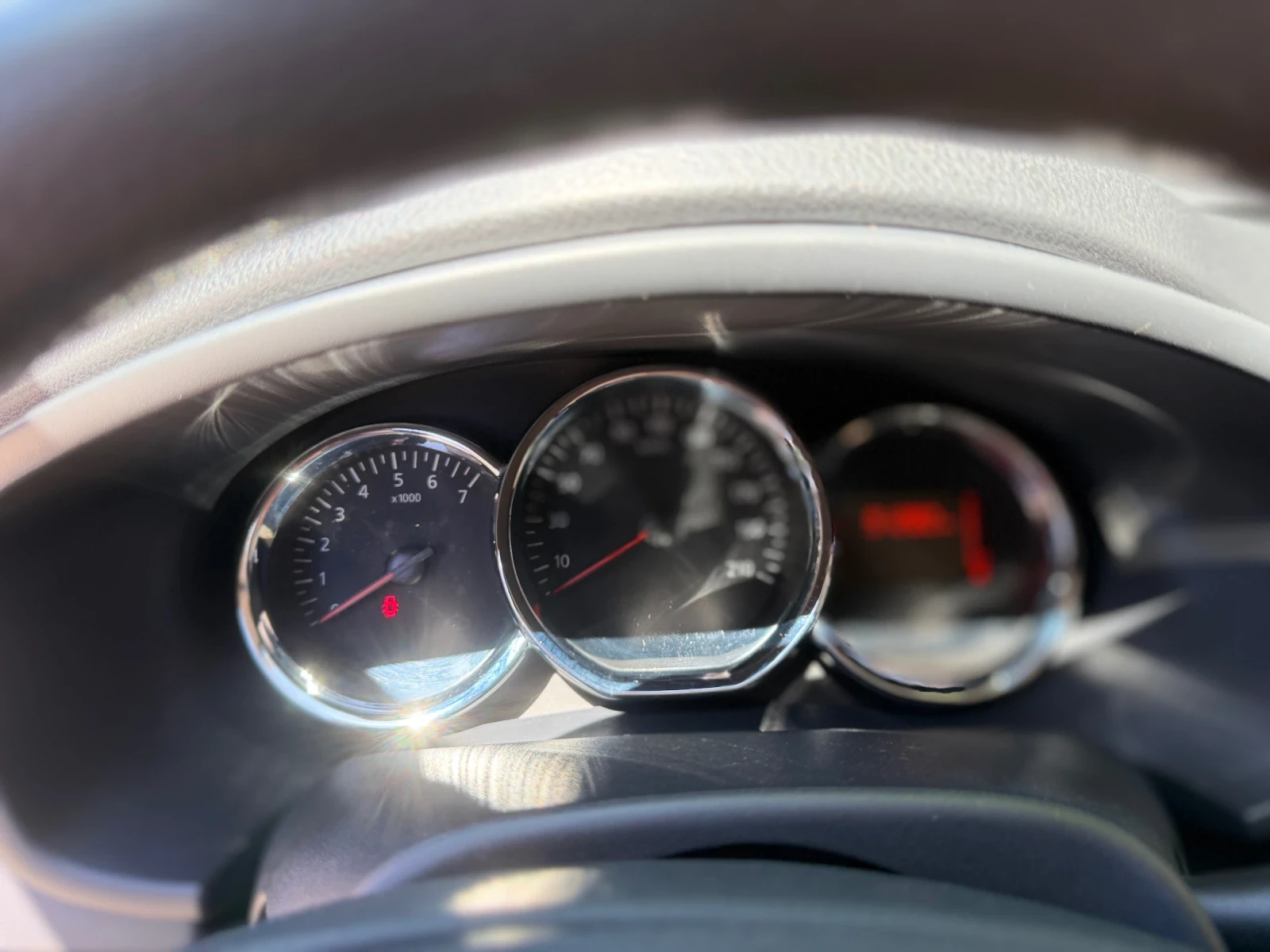 Dacia Sandero, снимка 12 - Автомобили и джипове - 54320342