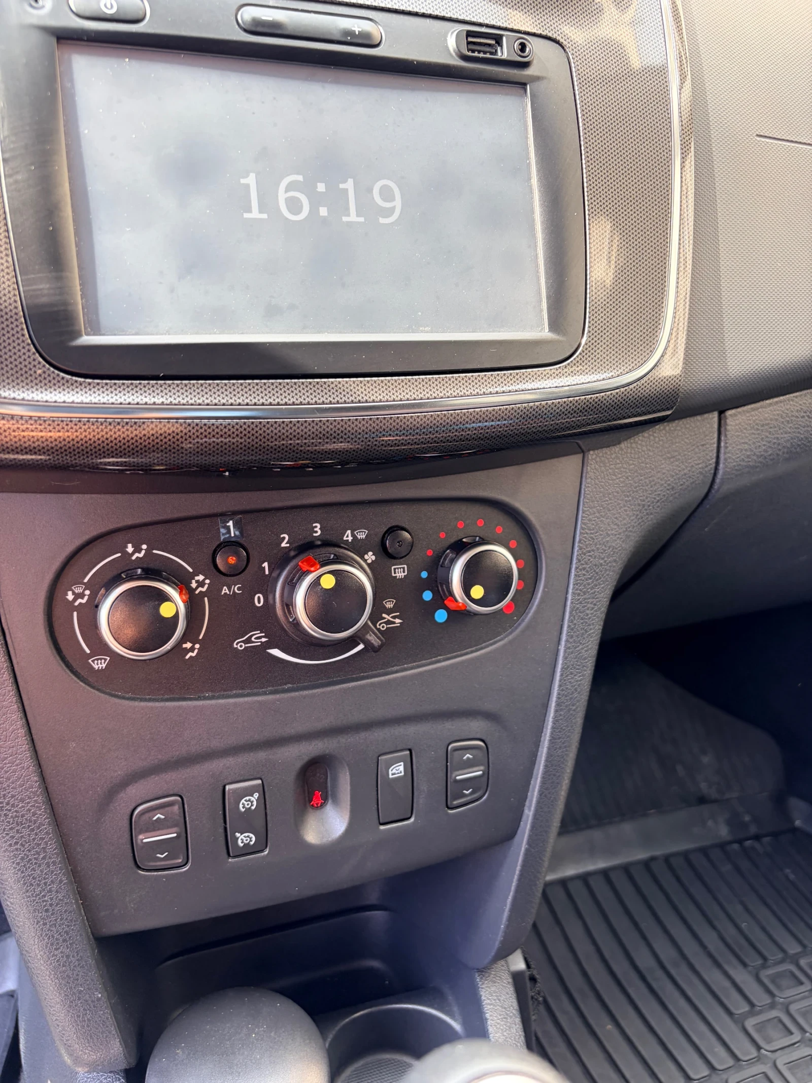Dacia Sandero Dacia Sandero stepway 2, снимка 13 - Автомобили и джипове - 54442534