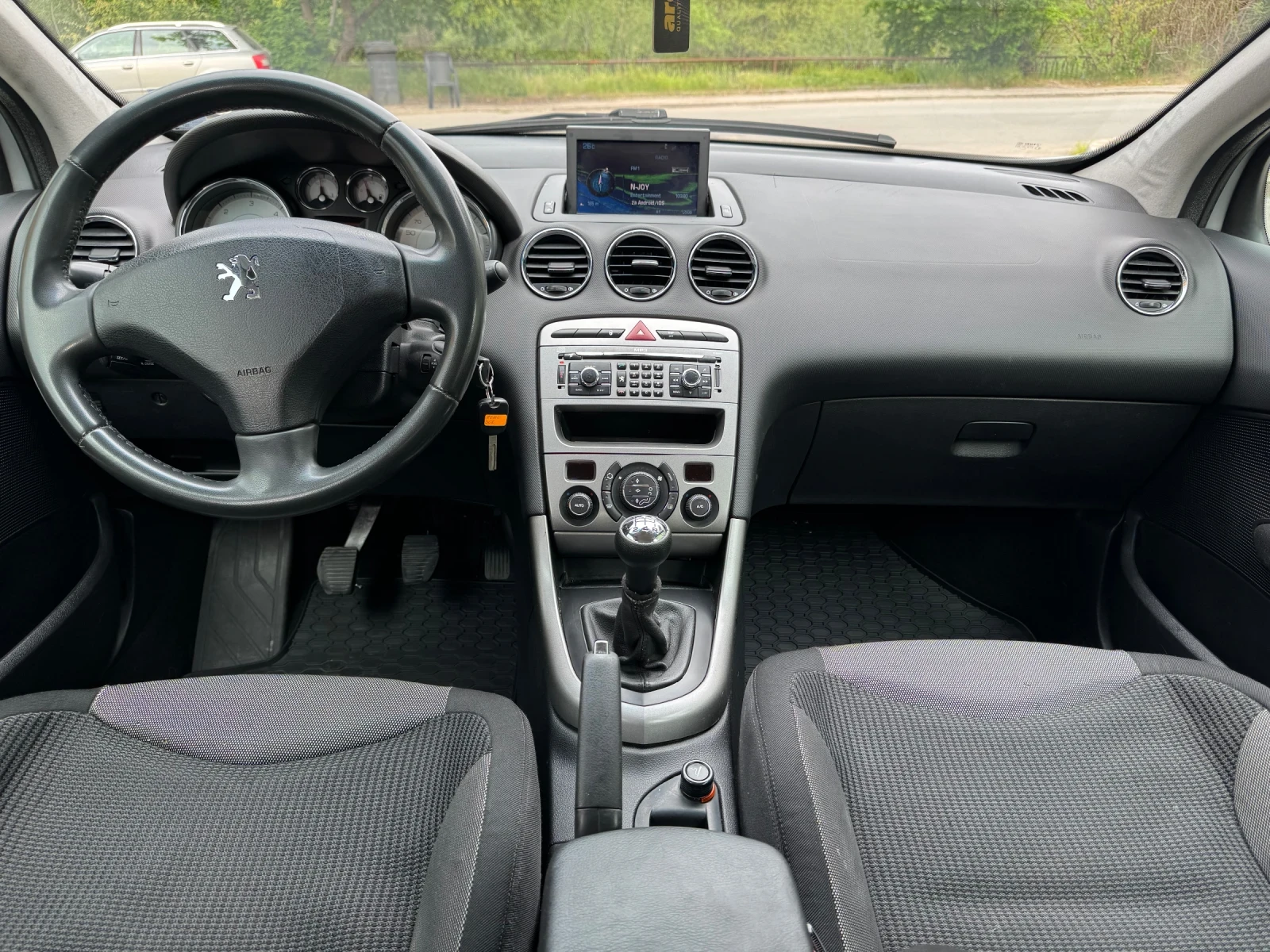 Peugeot 308 Хечбек 308 HDI , снимка 11 - Автомобили и джипове - 54457839
