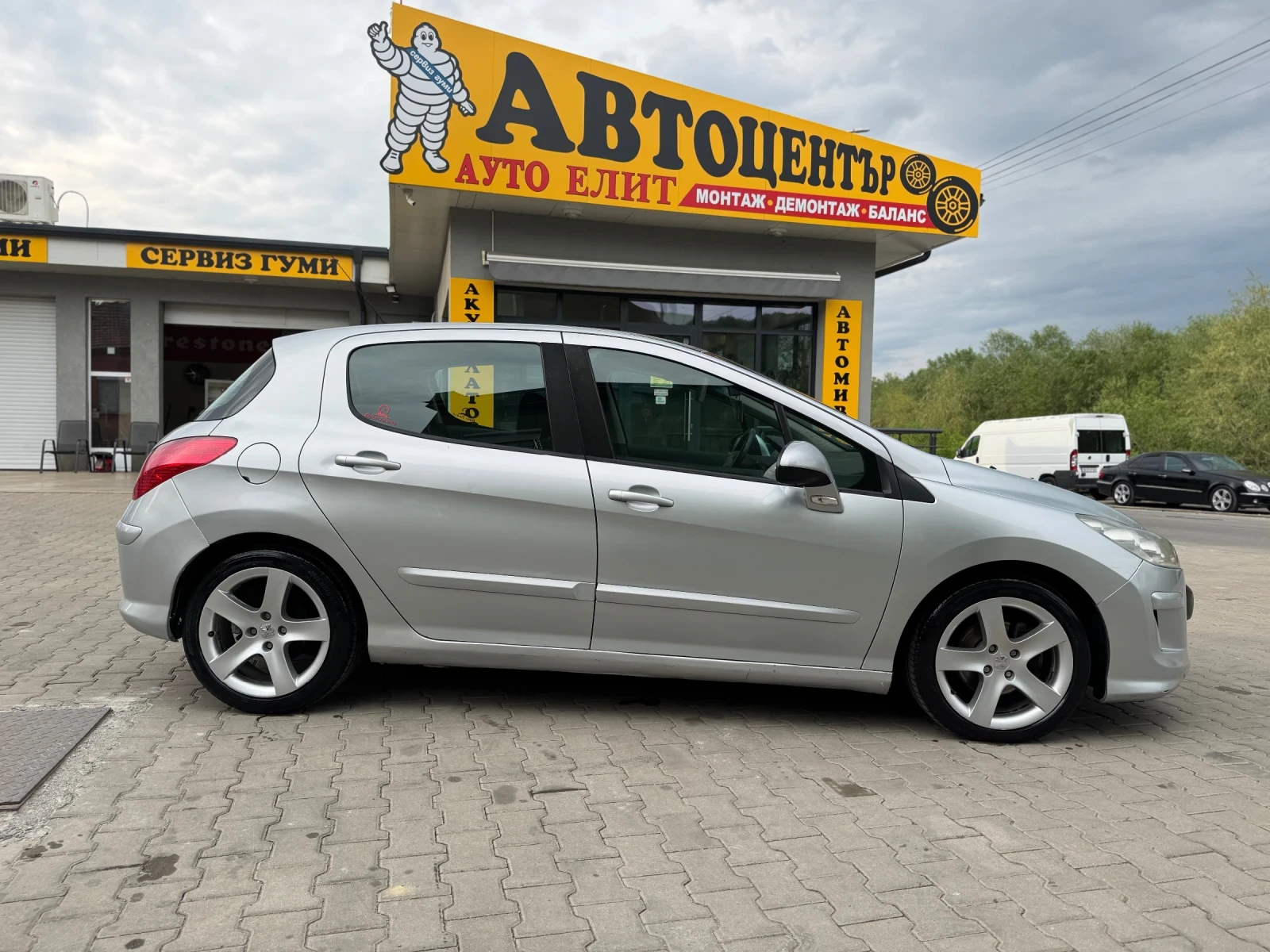 Peugeot 308 Хечбек 308 HDI , снимка 2 - Автомобили и джипове - 54457839