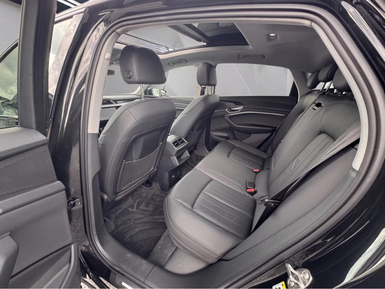 Audi E-Tron 55 SPORTBACK 95KWH QUATTRO ���� ������� �������� | Mobile.bg � ����������� 14