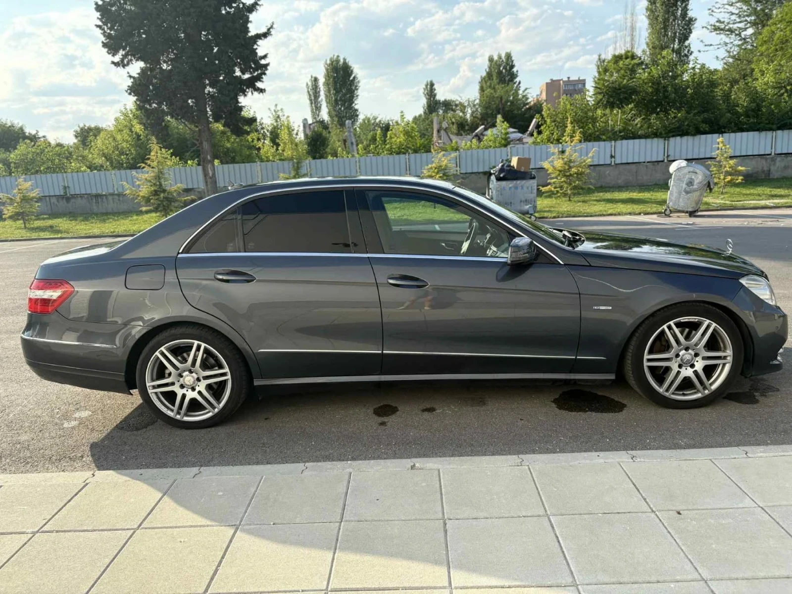 Mercedes-Benz E 350 CDI Avantgarde, снимка 7 - Автомобили и джипове - 54598587