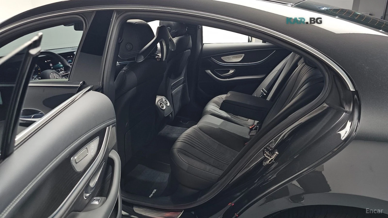 Mercedes-Benz CLS 300 4MATIC* DISTRONIC* REAR-CAM* HEAD-UP* , снимка 15 - Автомобили и джипове - 54795694