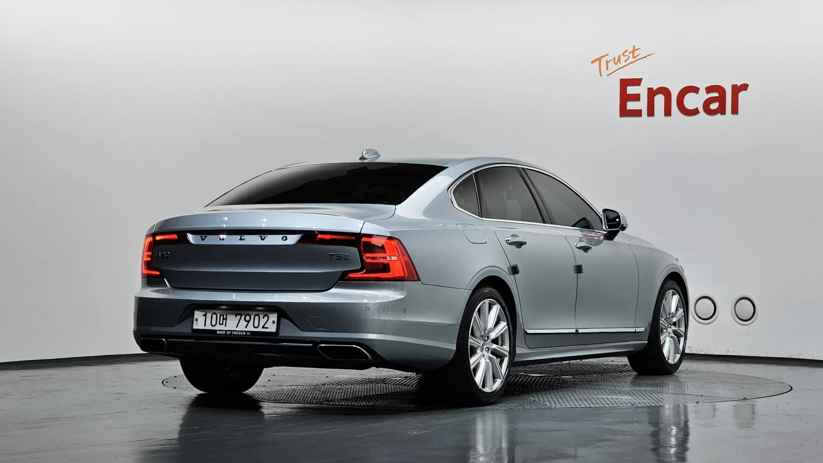 Volvo S90 T5 INSCRIPTION BOWERS & WILKINS/360CAM/PANO/, снимка 2 - Автомобили и джипове - 55000003