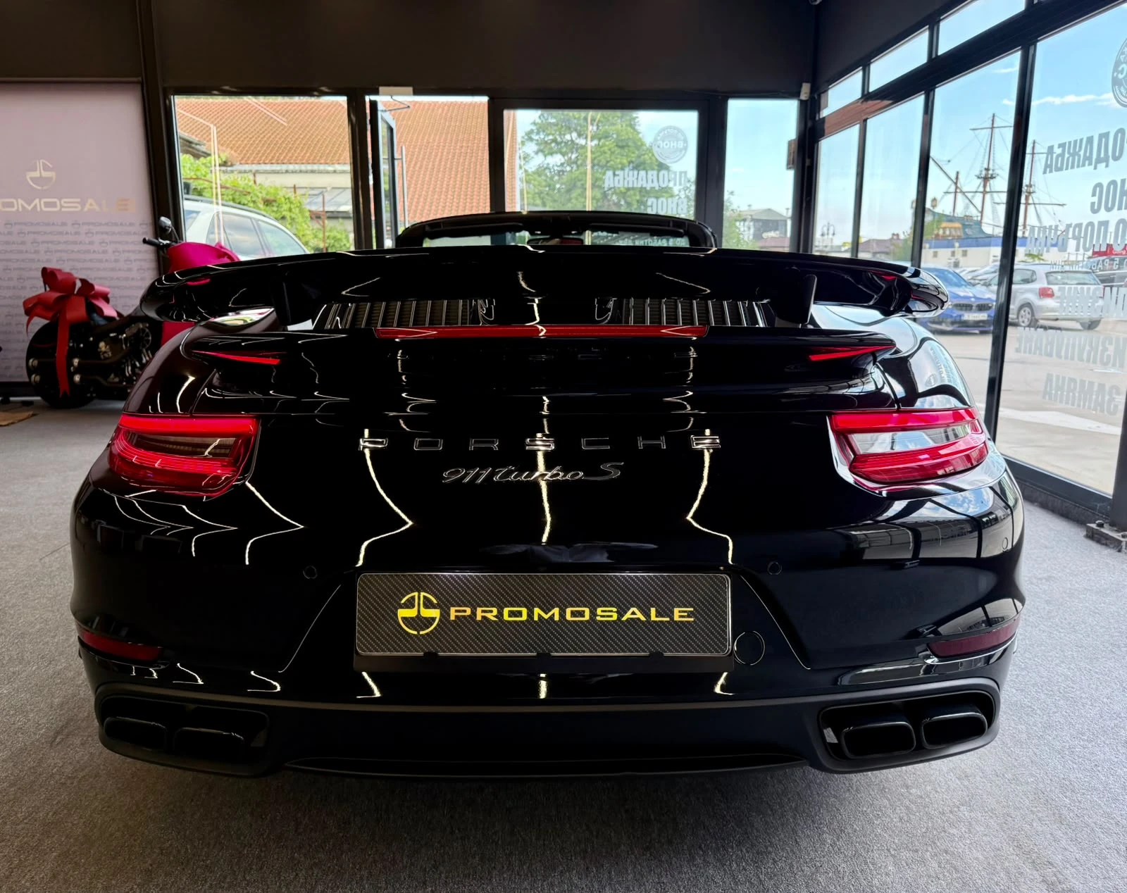 Porsche 911 Turbo S* Full* Burmester* Carbon* ЛИЗИНГ, снимка 5 - Автомобили и джипове - 55288775