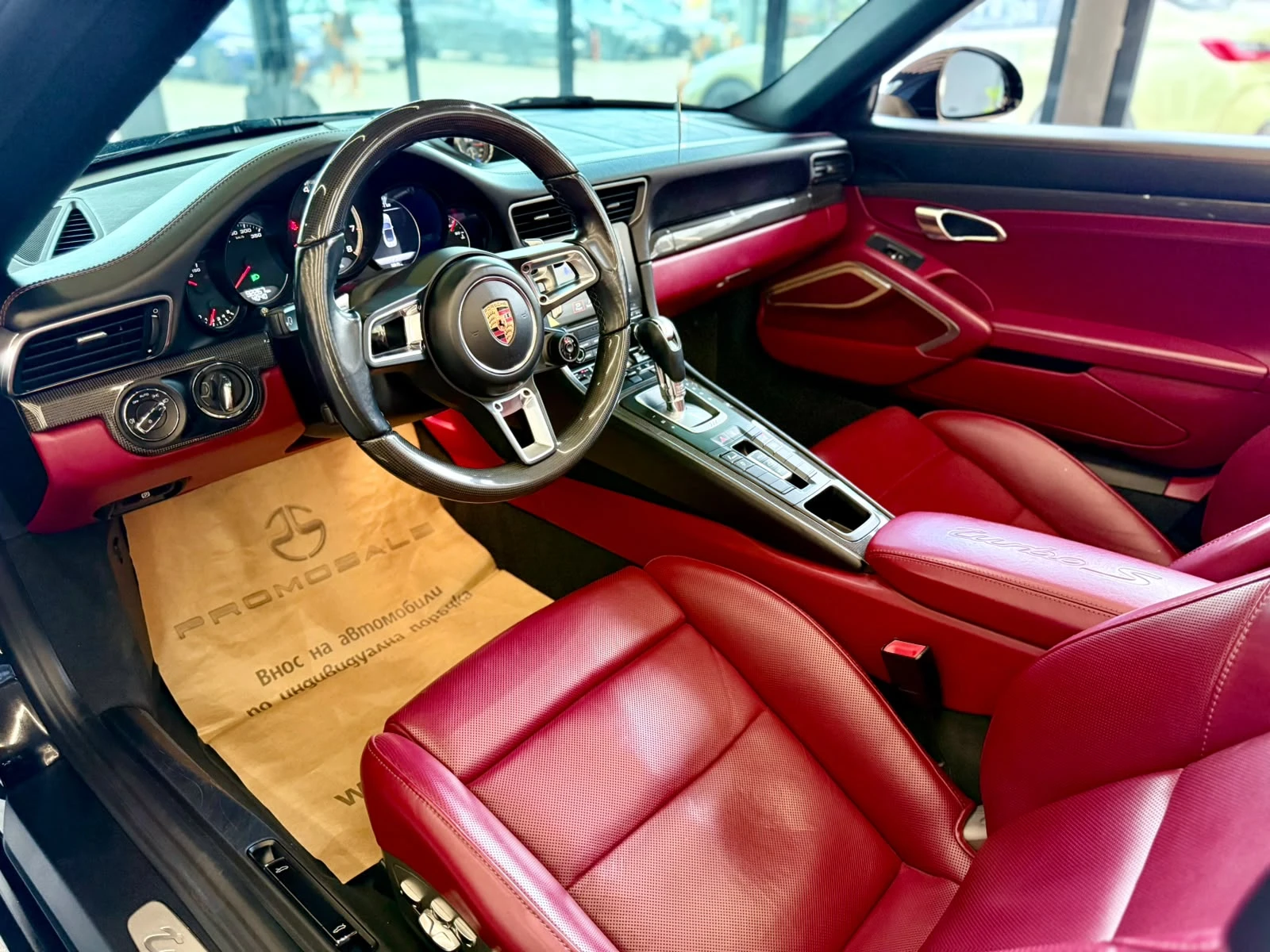 Porsche 911 Turbo S* Full* Burmester* Carbon* ЛИЗИНГ, снимка 9 - Автомобили и джипове - 55288775