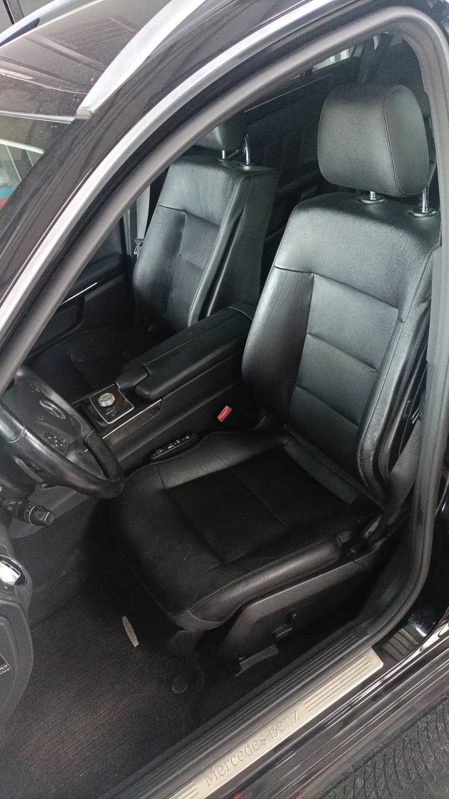 Mercedes-Benz E 350, снимка 10 - Автомобили и джипове - 55824763