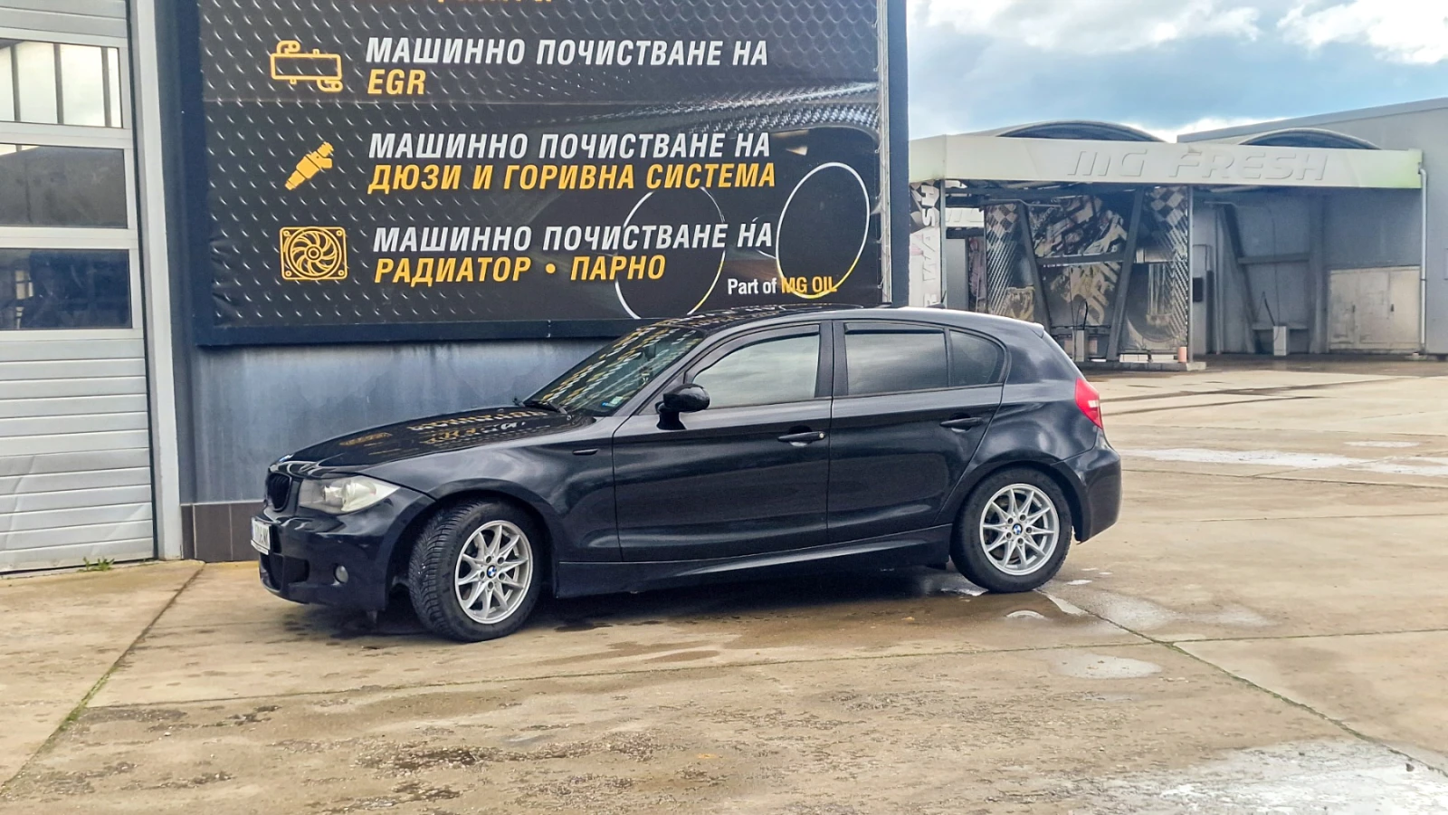 BMW 120 Оригинален M-PACK АВТОМАТ-Всички екстри, снимка 16 - Автомобили и джипове - 55839305