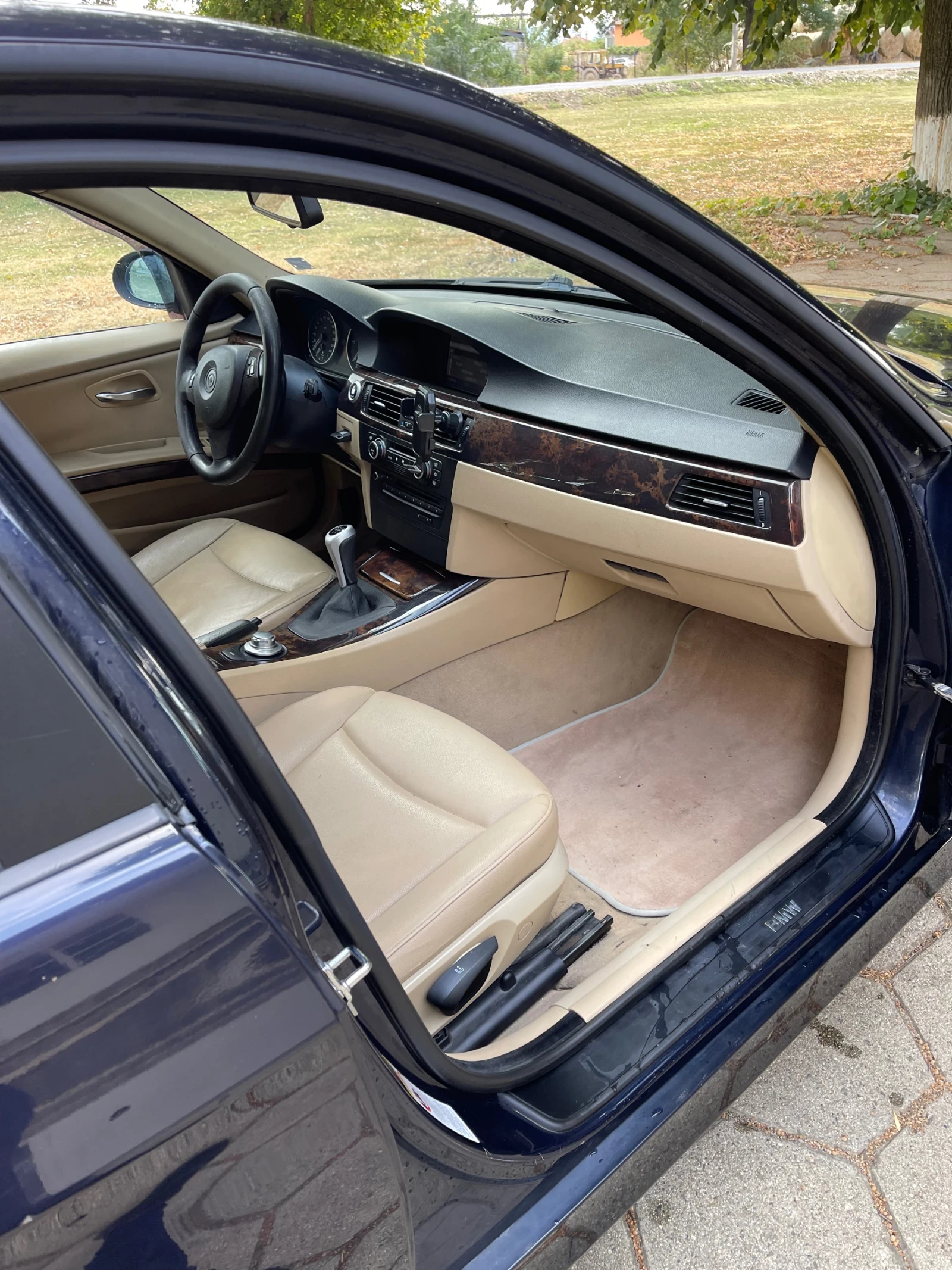 BMW 320 2.0, снимка 6 - Автомобили и джипове - 56085165