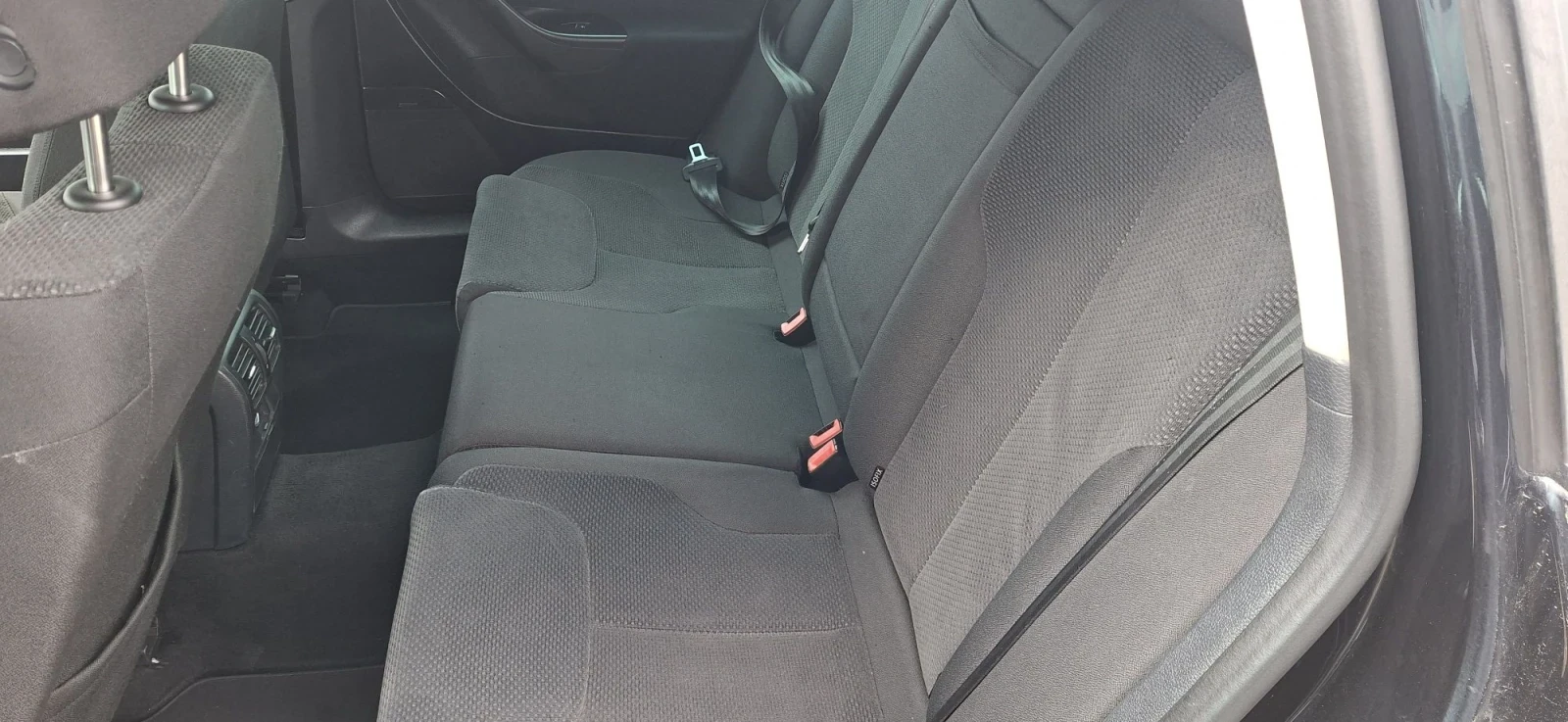 VW Passat 1, 9 ТDI-105k.c, снимка 6 - Автомобили и джипове - 56734421