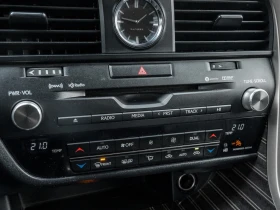 Lexus RX * АВТО КРЕДИТ* ЦЕНА ДО БГ * СЕРВИЗНА ИСТОРИЯ *  - 24500 € / 47917.83 лв. - 34797235 17