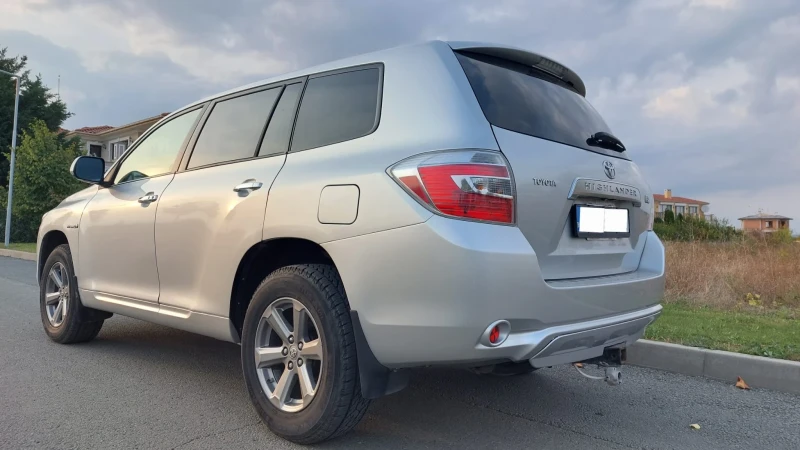 Toyota Highlander 3.3 hybrid lpg, снимка 2 - Автомобили и джипове - 48511252